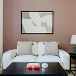 Blueground Rostovska Str Renovated Furnished Prg-19