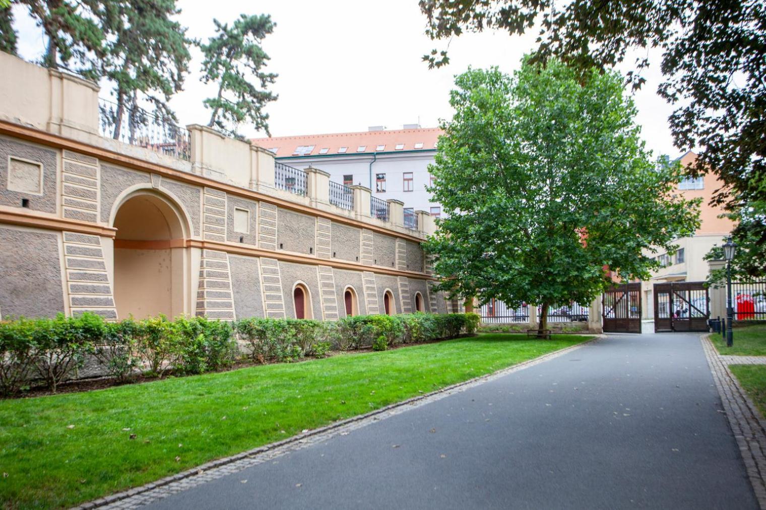 Blueground Rostovska Str Renovated Furnished Prg-19 Apartment Prague